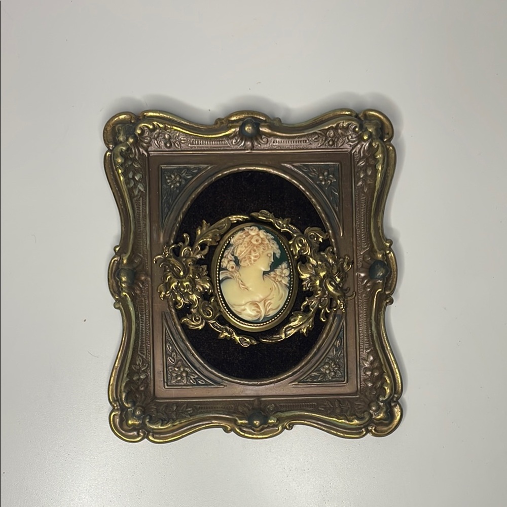 Ornate Brown and Black Picture Frame Accent